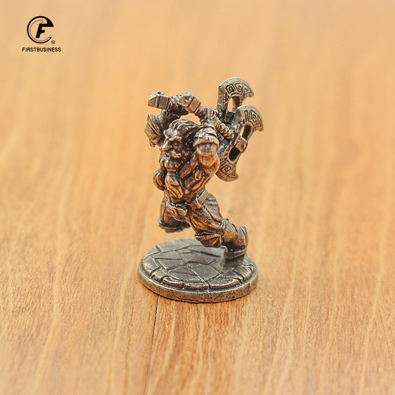 Vintage wit messing miniatuur  - Board Game Movie recensie en prijs
