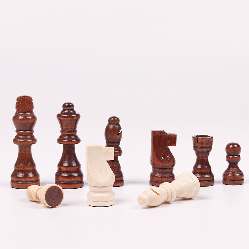32 Stuks Houten Schaakstukken  - Board Game Queen recensie en prijs