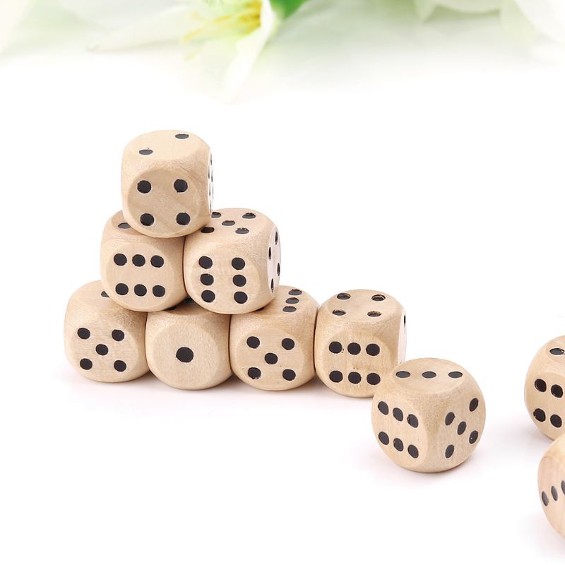 10 Stuks Houten Dobbelstenen 6 - Board Game Loop recensie en prijs
